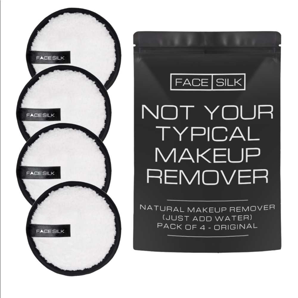 Make up remover pad/sponge (pack of 4) Brand new